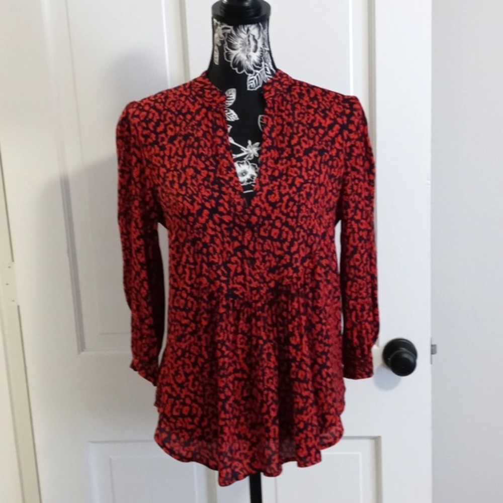 🐆Zara🐆 - Red Leopard Print Top